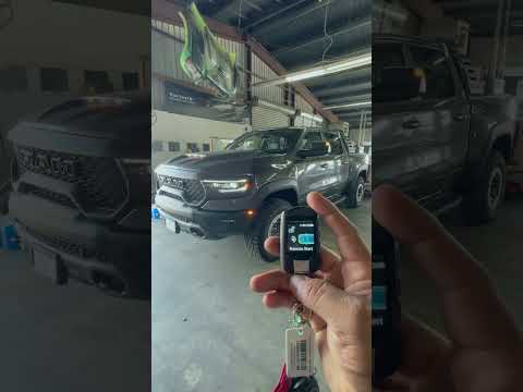 Compustar CS2WQ900-AS 2-Way LCD 3000-FT Max Range Remote Start + Security System